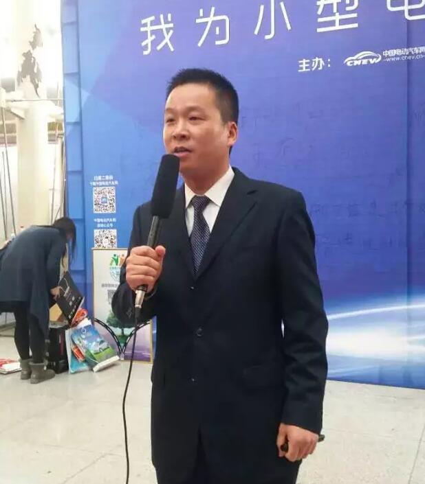 躍迪汽車濟(jì)南展盛裝亮相，引領(lǐng)新能源行業(yè)新坐標(biāo)