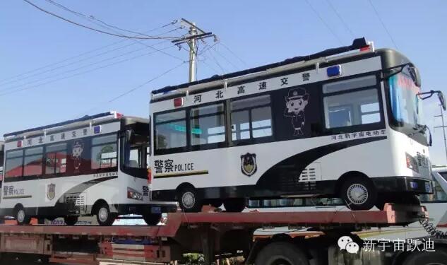 躍迪移動警務(wù)室批量發(fā)車河北高速公路各路段——為人民的安全保駕護航