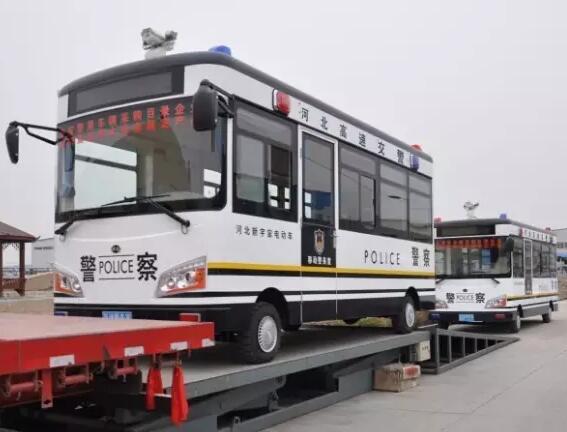 躍迪移動警務(wù)室批量發(fā)車河北高速公路各路段——為人民的安全保駕護航