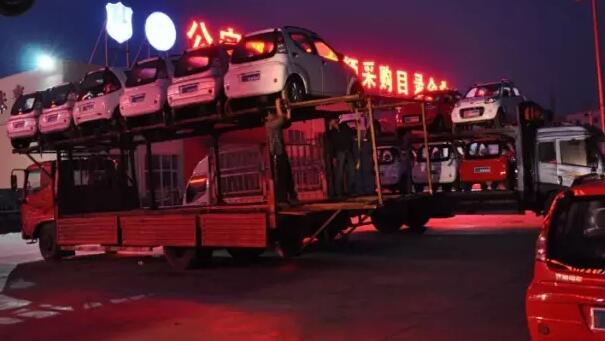 躍迪電動(dòng)汽車批量發(fā)車四川——安全，節(jié)能，環(huán)保