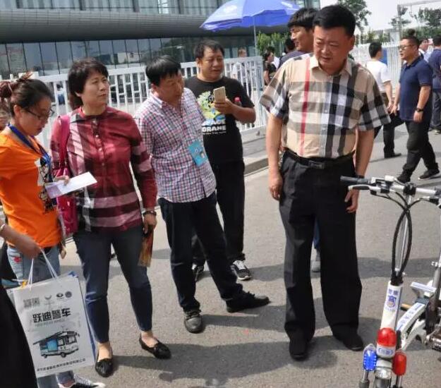 躍迪移動測速卡口、躍迪定制智能人臉識別成為本屆警用裝備博覽會焦點