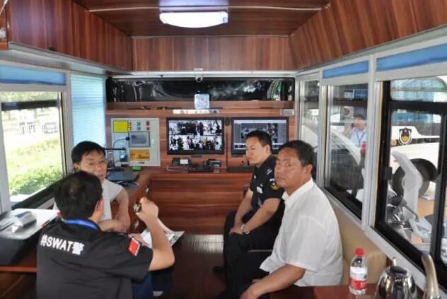 躍迪移動測速卡口、躍迪定制智能人臉識別成為本屆警用裝備博覽會焦點