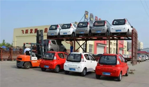 電動(dòng)轎車