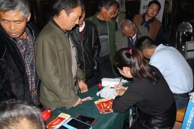 深秋送暖 感恩回饋——躍迪電動(dòng)汽車全民感恩團(tuán)購(gòu)會(huì)（河南站）圓滿落幕