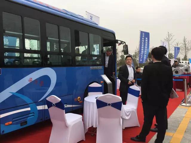 本土品牌，閃耀2016河北省新能源汽車推介會(huì)—躍迪新能源汽車盡顯耀眼光芒