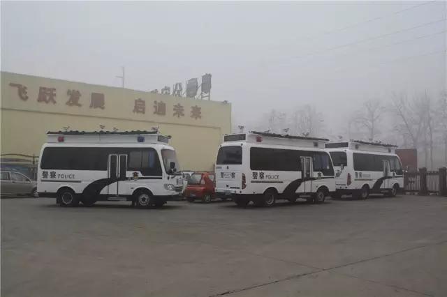 30臺(tái)躍迪燃油移動(dòng)警務(wù)室批量發(fā)往河北石家莊交管局——霧霾鎖城，躍迪24小時(shí)全天候執(zhí)勤