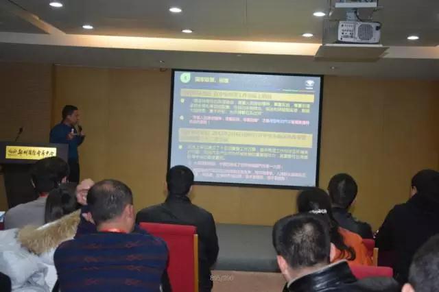 躍迪智能家族集結(jié)亮相鄭州展，萬人見證，共贏未來