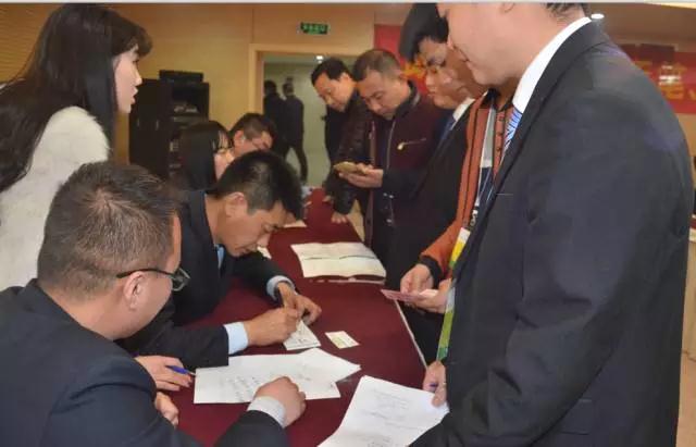 躍迪智能家族集結(jié)亮相鄭州展，萬人見證，共贏未來