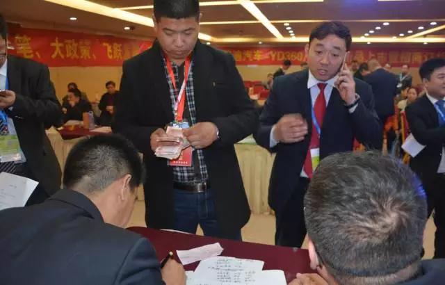 躍迪智能家族集結(jié)亮相鄭州展，萬人見證，共贏未來
