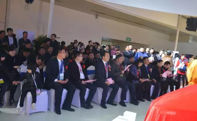 躍迪智能家族集結(jié)亮相鄭州展，萬人見證，共贏未來