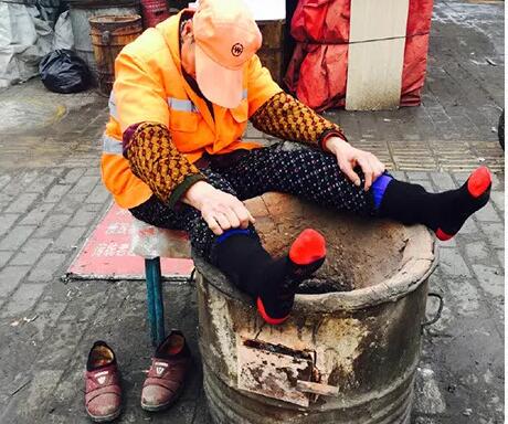 今天，躍迪向平凡而偉大的他們——環(huán)衛(wèi)工人致敬！