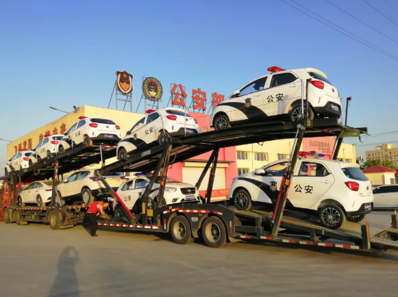 躍迪警用巡邏車(chē)發(fā)往四川省 推進(jìn)動(dòng)態(tài)化處警新模式