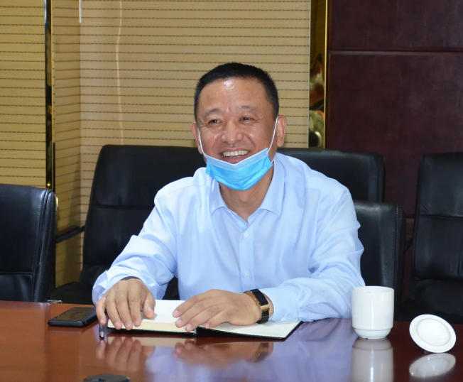 石家莊市政協(xié)副主席閆純鍇到躍迪集團調(diào)研