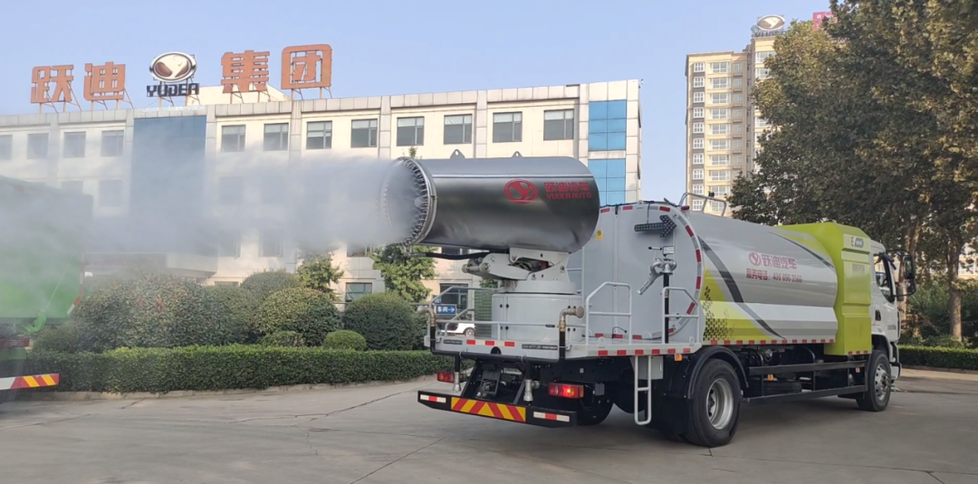 躍迪集團(tuán)新能源多功能抑塵車——低碳環(huán)保、降溫除塵