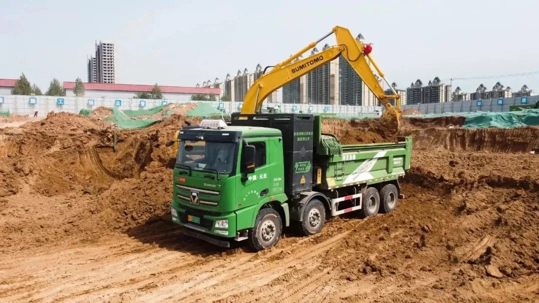 性能無敵，綠色出擊-躍迪新能源渣土自卸車