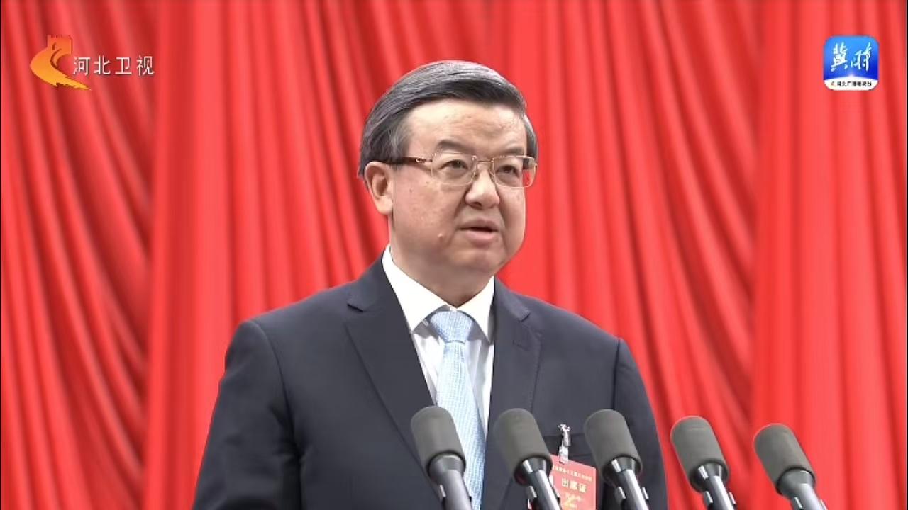 河北省政協(xié)十三屆三次會議開幕：河北省政協(xié)委員、躍迪集團董事長呂洪濤參加會議并接受采訪